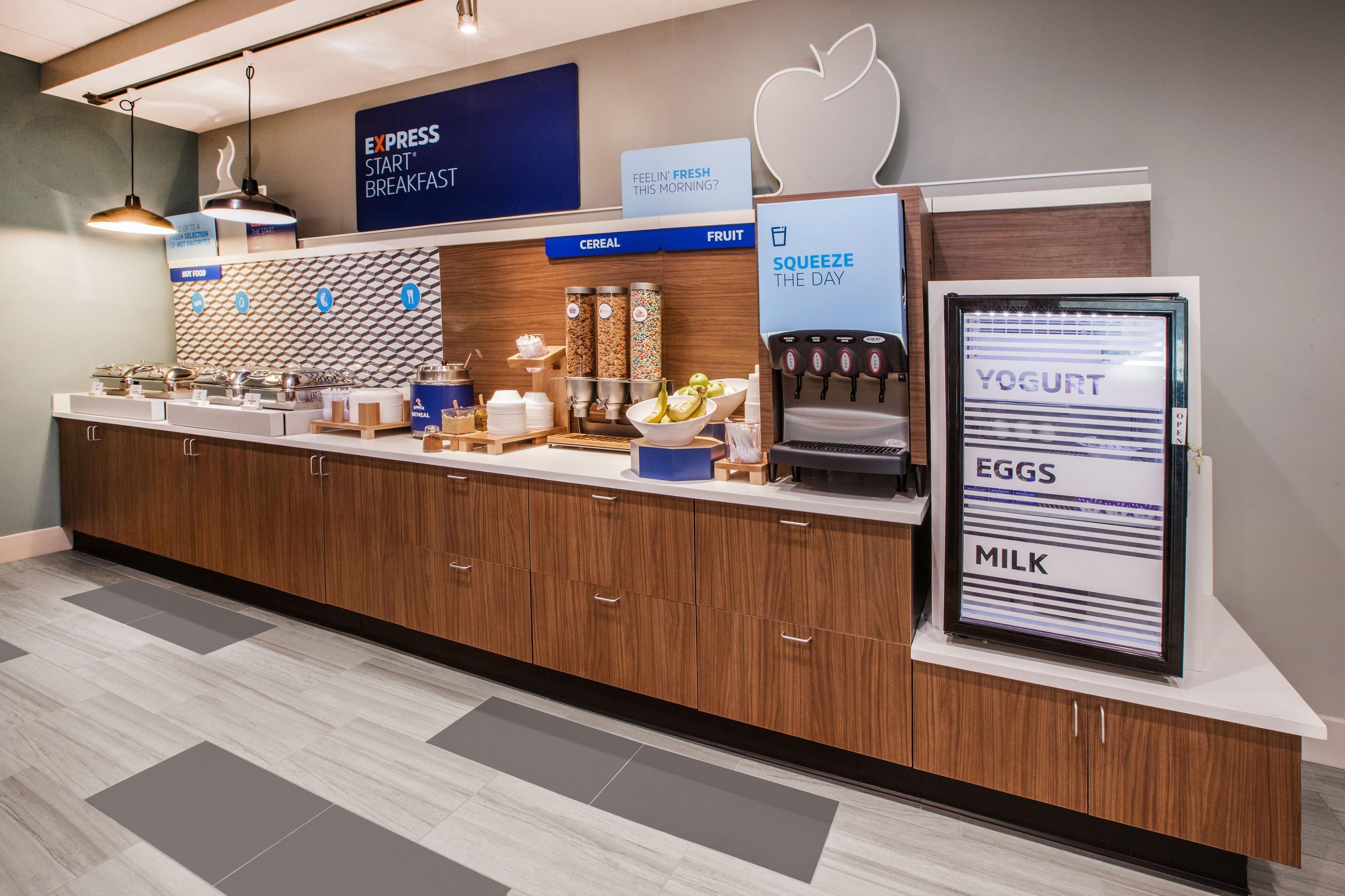 Holiday Inn Express Hotel & Suites Thornburg-S. Fredericksburg By Ihg מראה חיצוני תמונה